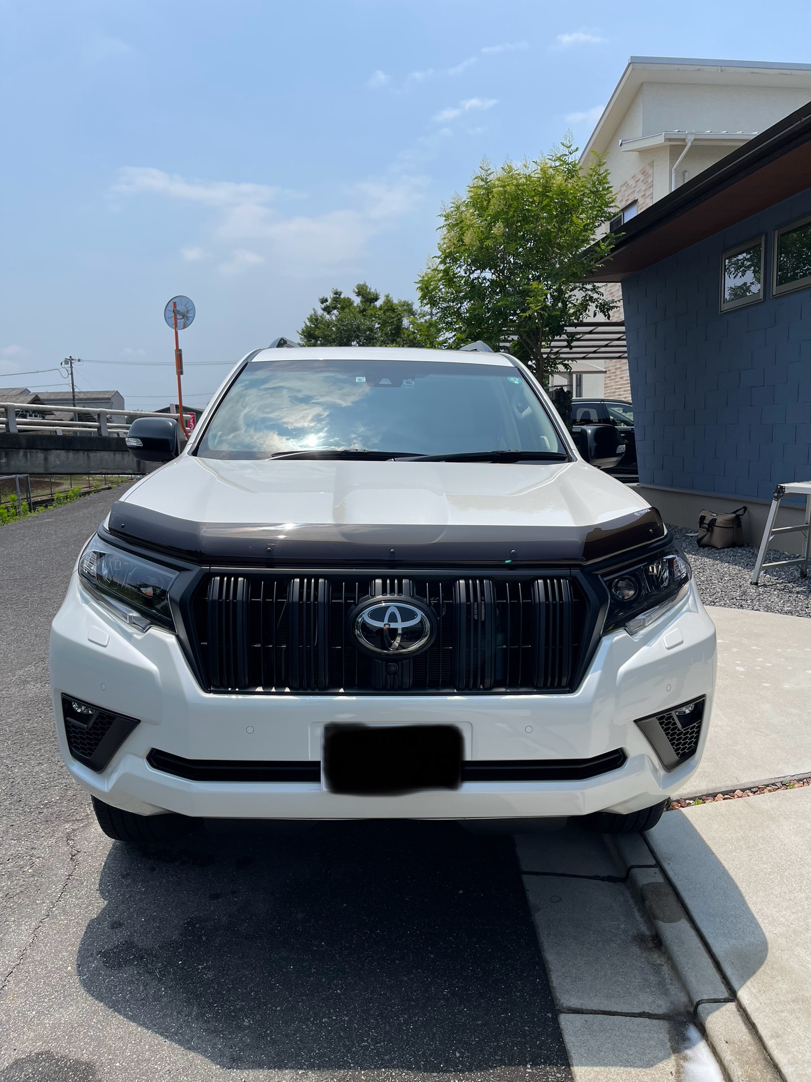 岡山市 トヨタ ランドクルーザープラド 手洗い洗車